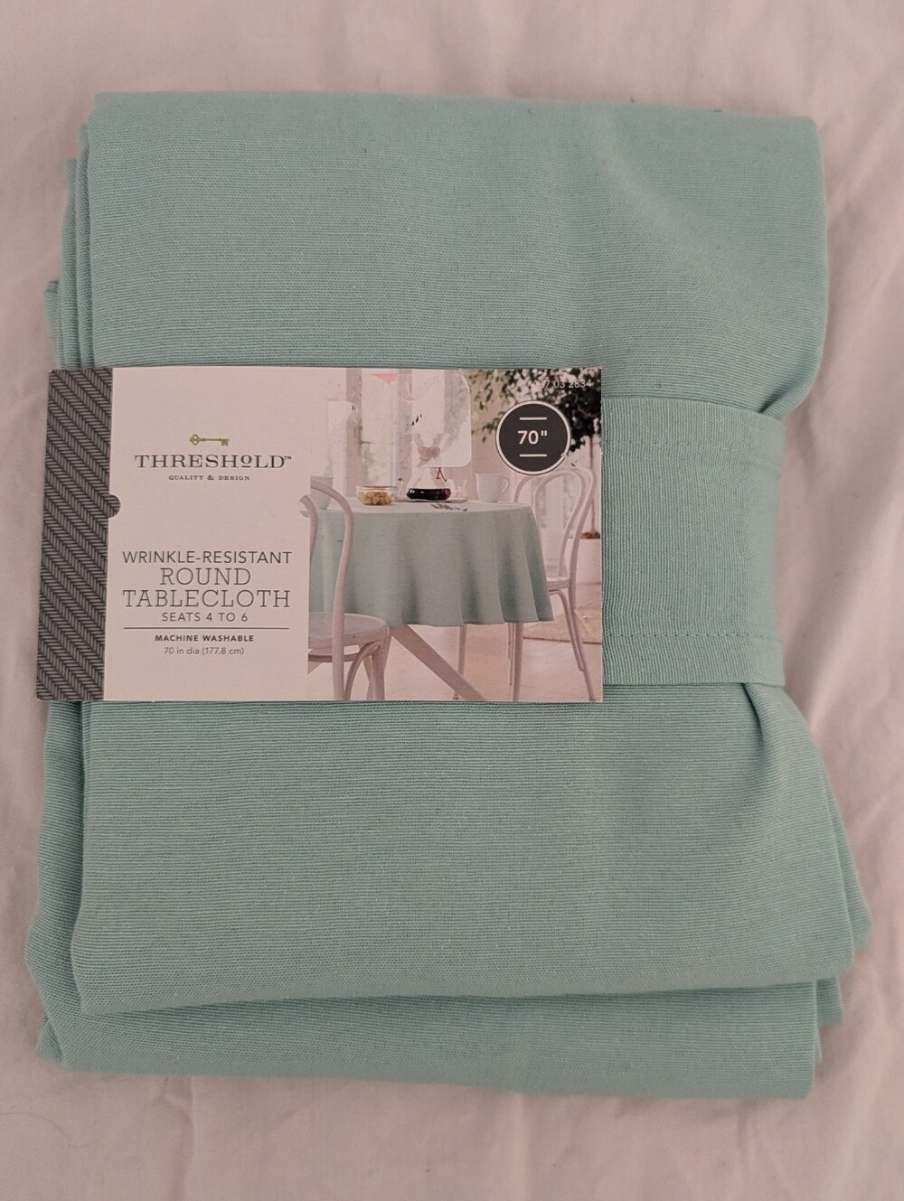 Threshold Round Tablecloth 70” mint green Seats 4–6 Nwt